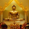 مجسمه بودای طلایی